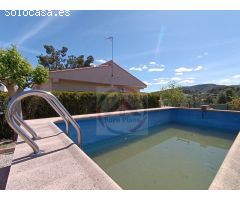 CASA PEQUEÑA -PARKING
