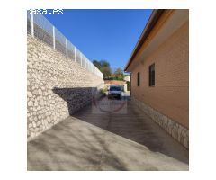 CHALET EN VENTA EN URB. BOLVENS XATIVA