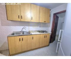 Venta casa en Hellin con patio y parcela
