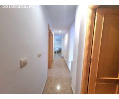 Piso tercera planta con ascensor y piscina en la localidad de Hellin