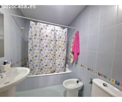 Piso tercera planta con ascensor y piscina en la localidad de Hellin