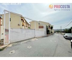 GRAN ADOSADA EN URBANIZACIÓN EL MORUNO CON AMPLIO GARAJE CERRADO