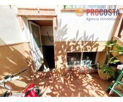 GRAN CASA ADOSADA DE NUEVA CONSTRUCCIÓN Y CERCANA A LAS PRINCIPALES PLAYAS DE