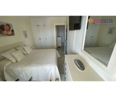ESPECTACULAR APARTAMENTO REFORMADO EN PRIMERA LÍNEA DE PLAYA