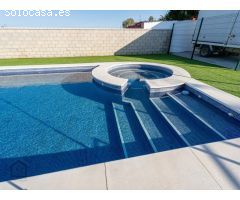 Chalet Independiente en Urb La Pilarica