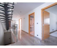 Villa de diseño en Calicanto