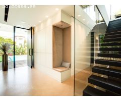 MAJESTUOSA CASA EN BENDINAT!!!