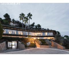Villa Solitaire: Obra Maestra Contemporánea en Son Vida, Palma