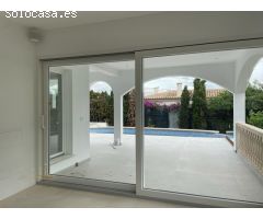CHALET DE LUJO a Nuevo estrenar en Genova King College