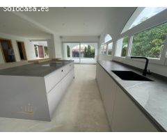 CHALET DE LUJO a Nuevo estrenar en Genova King College