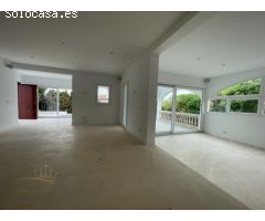 CHALET DE LUJO a Nuevo estrenar en Genova King College