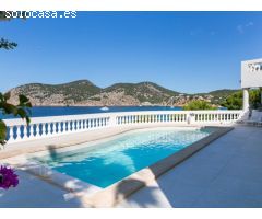 Lujosa villa con piscina y espectaculares vistas al mar en Camp de Mar