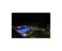 INCREIBLE VILLA con licencia turística, Piscina, Cancha de tenis, 7.000 m2 de