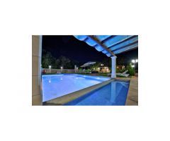 INCREIBLE VILLA con licencia turística, Piscina, Cancha de tenis, 7.000 m2 de