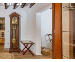 Exclusivo Apartamento Renovado en el Corazón Histórico de Mallorca,