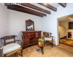 Exclusivo Apartamento Renovado en el Corazón Histórico de Mallorca,