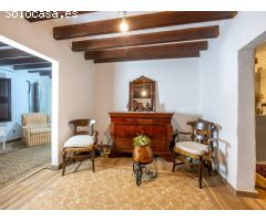 Exclusivo Apartamento Renovado en el Corazón Histórico de Mallorca,