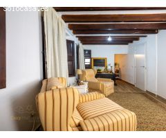 Exclusivo Apartamento Renovado en el Corazón Histórico de Mallorca,