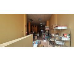 Venta de Local Comercial a 2 calles en Avenida de Canarias 411
