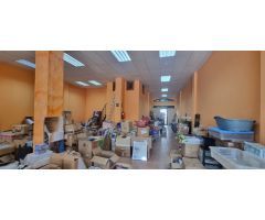 Venta de Local Comercial a 2 calles en Avenida de Canarias 411
