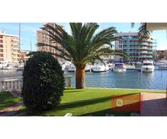 Casa al canal cantonera de una sola planta.