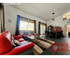 VILLA EN TERRITORIO GOLF PERALADA