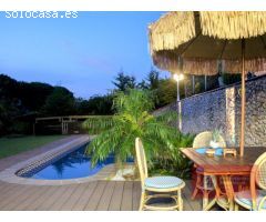 LUJOSO CHALET EN urb.JARUCO, LLORET DE MAR