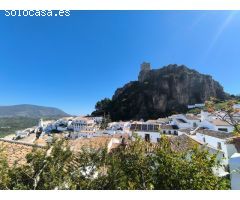OPORTUNIDAD DE INVERSIÓN en pleno corazón de Zahara de la Sierra