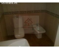 Vivienda adosada en zona Las Vaguadas de Ubeda