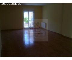 Vivienda adosada en zona Las Vaguadas de Ubeda