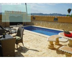 VILLA VACACIONAL EN EL LARGO