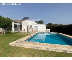 Villa en El Velerín, New Golden Mile, Estepona