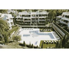 Apartamentos y áticos de 2 y 3 dormitorios con vistas en Estepona