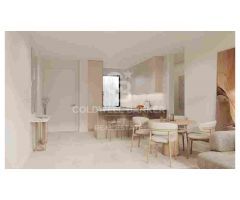 Apartamentos y áticos de 2 y 3 dormitorios con vistas en Estepona