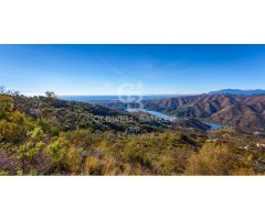 Adosada con vistas panorámicas abiertas en Istán