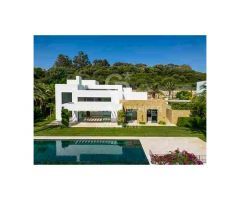 Sofisticada villa de estilo ibicenco en prestigiosa Finca Cortesín, Casares