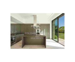 Sofisticada villa de estilo ibicenco en prestigiosa Finca Cortesín, Casares