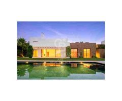 Sofisticada villa de estilo ibicenco en prestigiosa Finca Cortesín, Casares