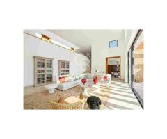 Espectacular villa contemporánea en el prestigioso Finca Cortesín Resort,