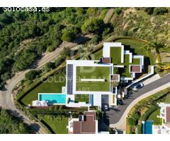 Obra Maestra Moderna en Exclusiva Comunidad Cerrada en La Quinta