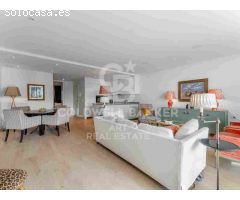 Elegante Apartamento con Jardín en el Icónico Resort Puente Romano, Marbella