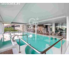 Impecable Apartamento de 3 Dormitorios con Vistas al Mar y la Montaña en Los