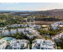 Impecable Apartamento de 3 Dormitorios con Vistas al Mar y la Montaña en Los