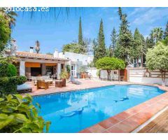 Encantadora villa de estilo andaluz en el corazón de Nueva Andalucía