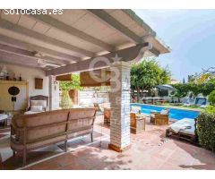 Encantadora villa de estilo andaluz en el corazón de Nueva Andalucía