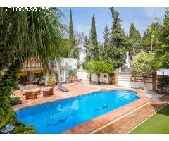 Encantadora villa de estilo andaluz en el corazón de Nueva Andalucía