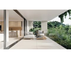 Áticos y apartamentos de nueva construcción con 2 y 3 dormitorios en Elviria