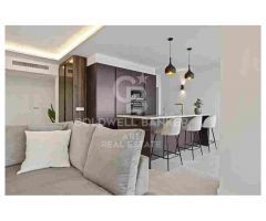 Apartamento moderno en Altos de La Quinta, Benahavís