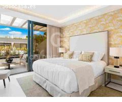 Adosado de Lujo cerca del mar en Banus Bay Residences, Puerto Banús, Marbella