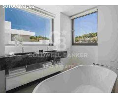 Villas contemporáneas con 5 dormitorios en El Paraíso, Benahavís